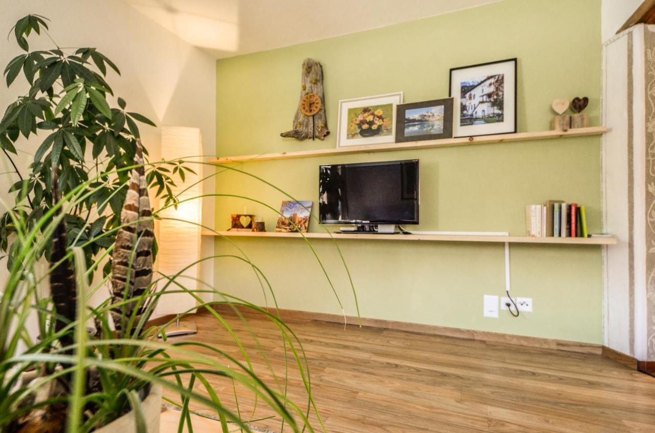 Chasa Curtins Apartment Valchava ภายนอก รูปภาพ